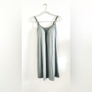 32° dress NWT